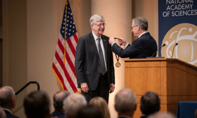 Francis Collins Wins NAS Public Welfare Medal